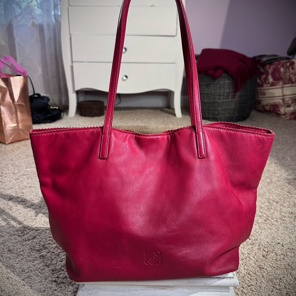 Loewe Vibrant Red Leather Tote - Picture 15 of 16